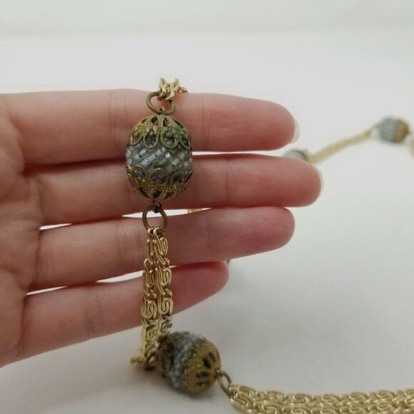 Vintage Retro Gold Tone Chain with Blue Beaded Beads, Unusual Design, Estate - Picture 2 of 3